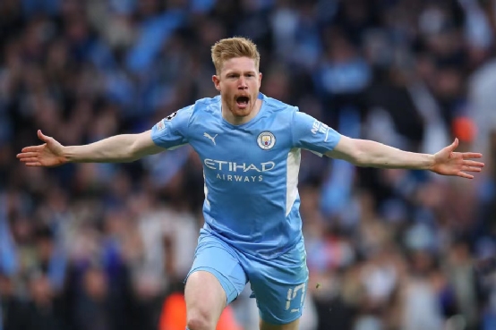 世预赛对亚美尼亚破门，雷纳托-韦加攻入国家队生涯首球（世预赛斩亚美尼亚，雷纳托-韦加收获国家队处子球）